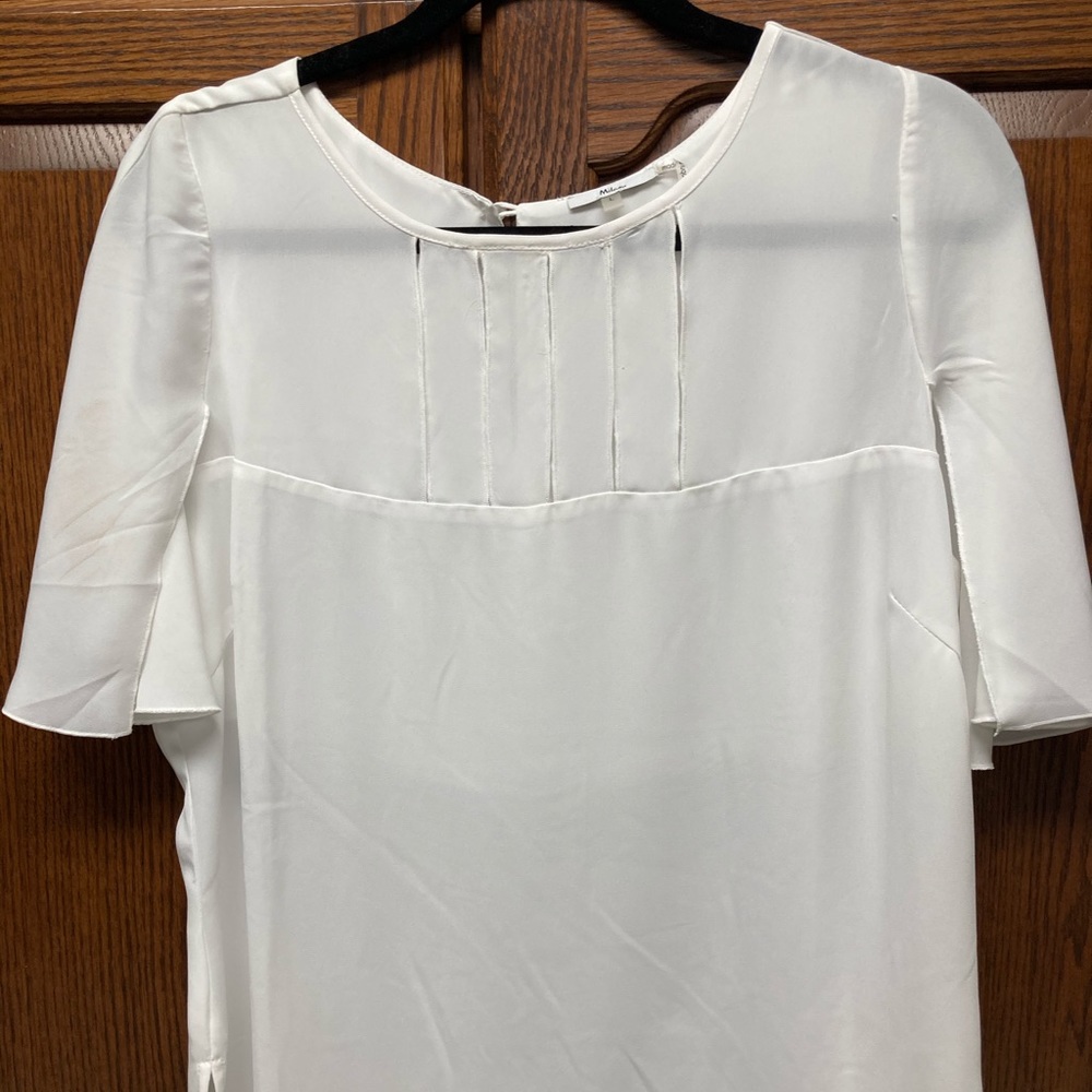 Women’s short sleeve blouse